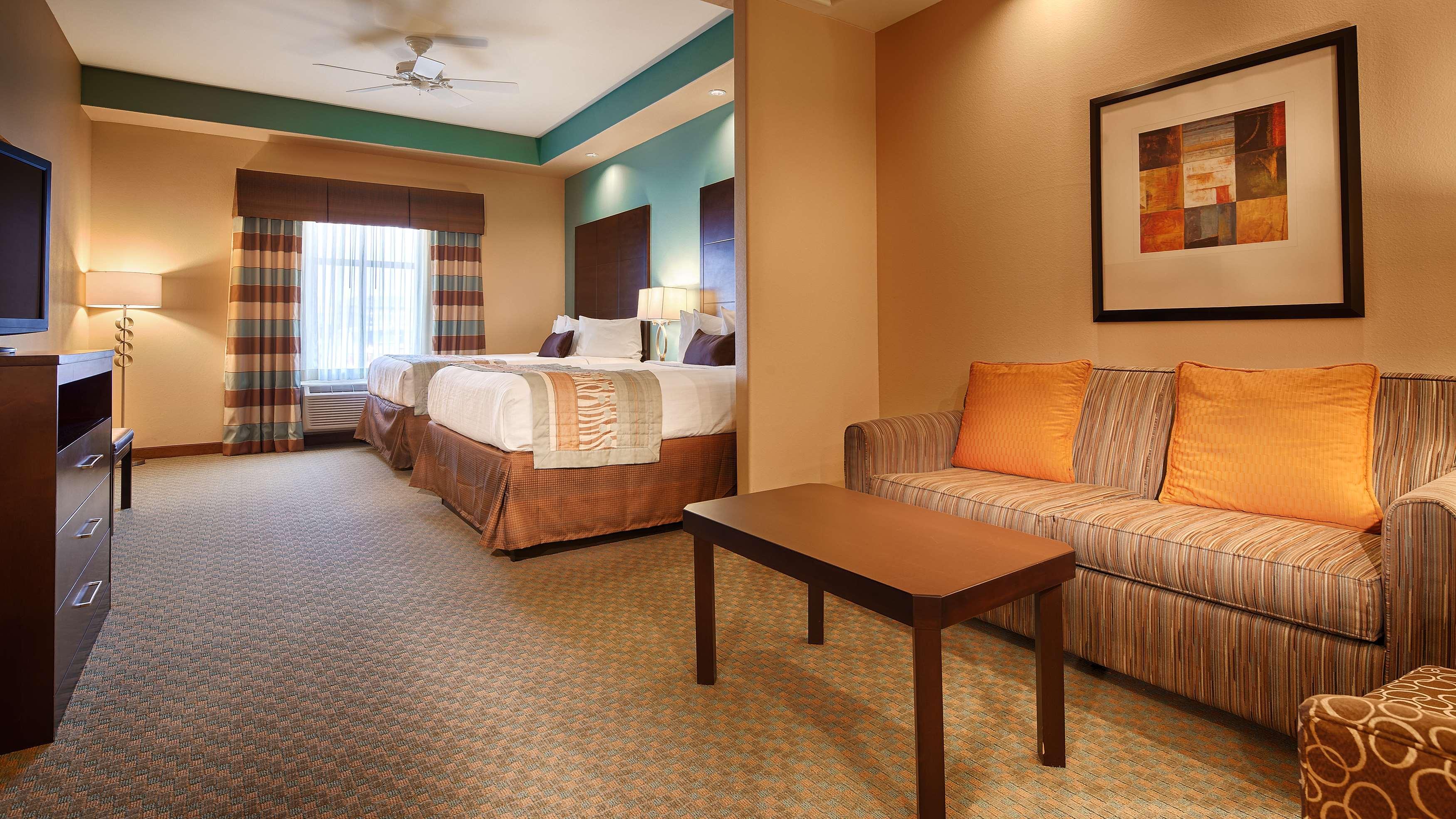 Best Western Plus Midland Suites Экстерьер фото